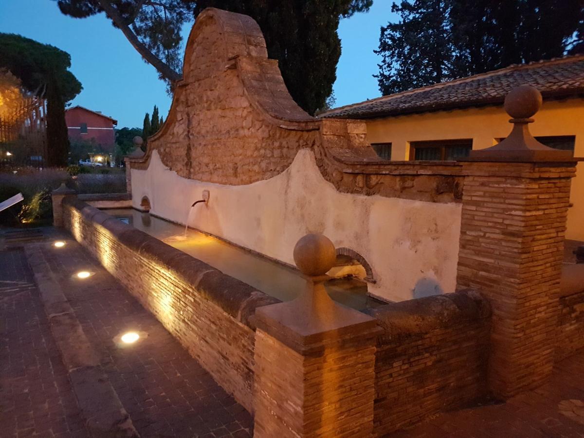 Relais Il Postiglione - Antica Posta Dei Chigi Hotel Campagnano Di Roma Buitenkant foto